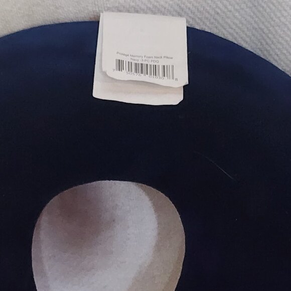 Protégé Cobalt Blue Poly 12"x13"  Zip Out Memory Foam Neck Pillow w/Snap Closure - Picture 5 of 16